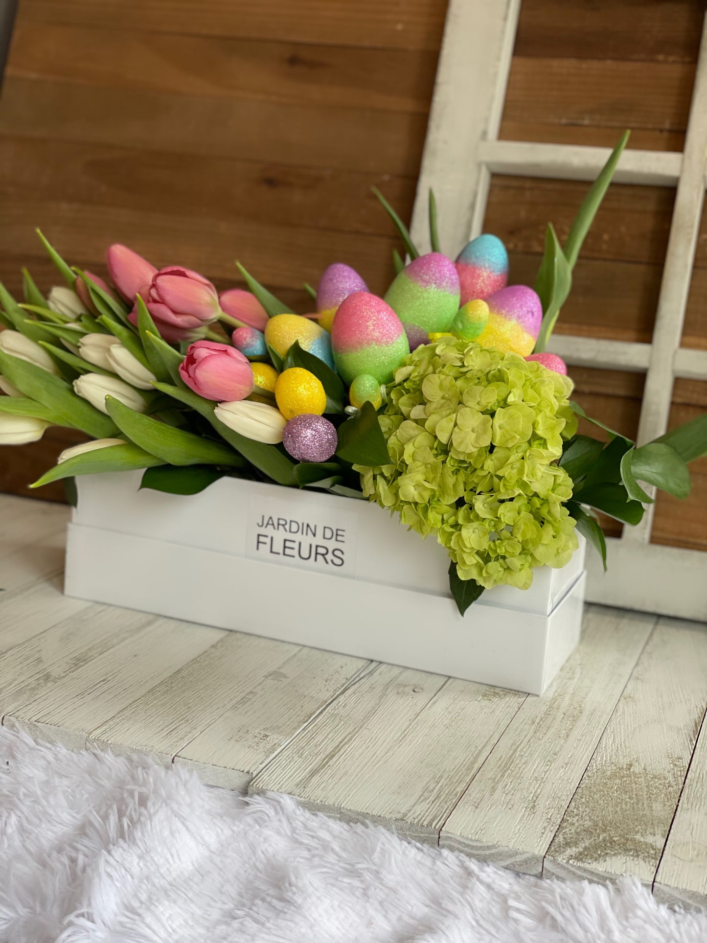 Pops of Easter