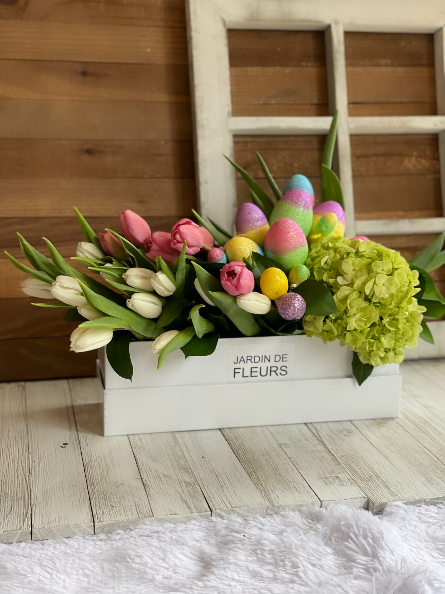 Pops of Easter