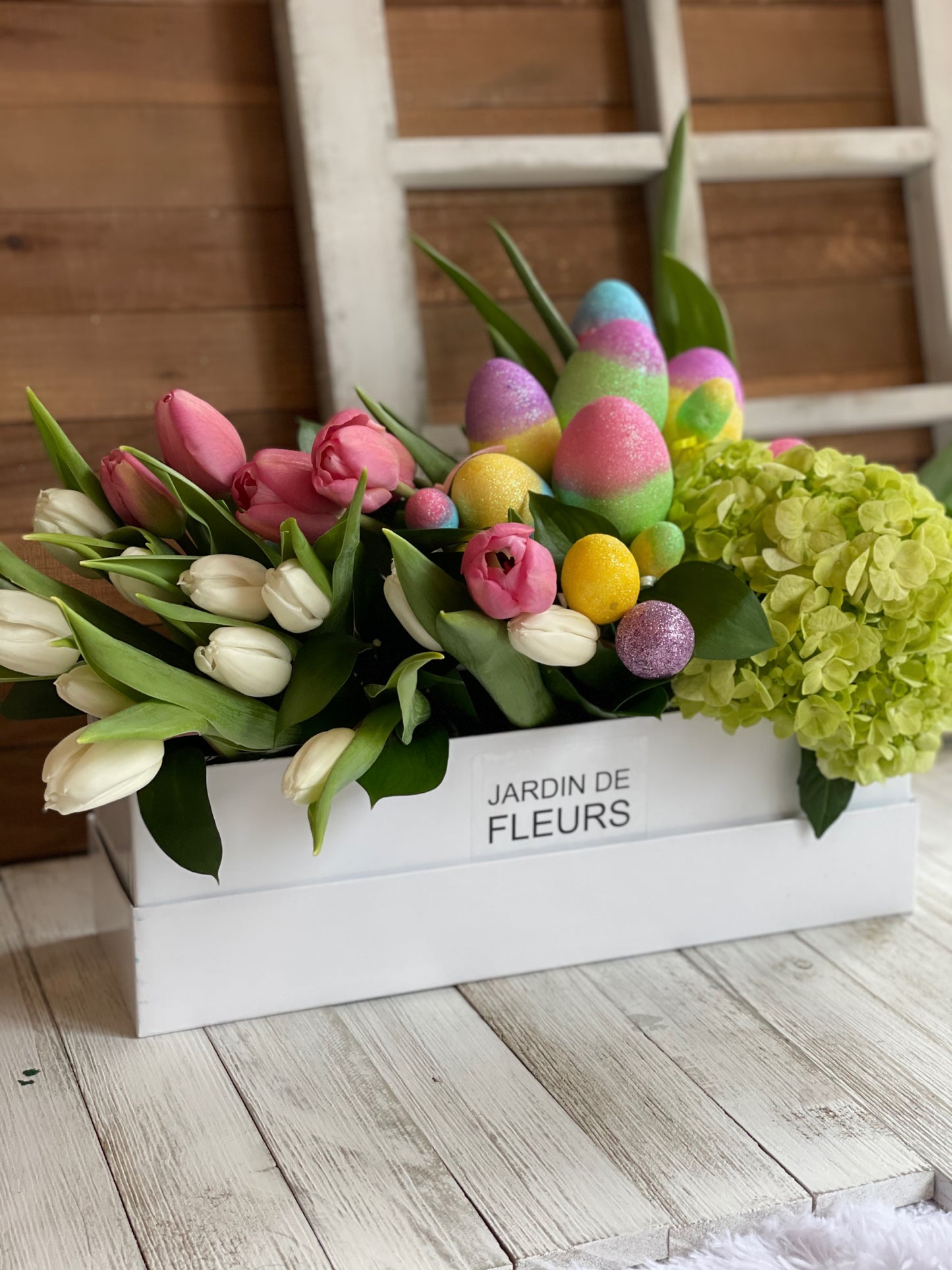 Pops of Easter