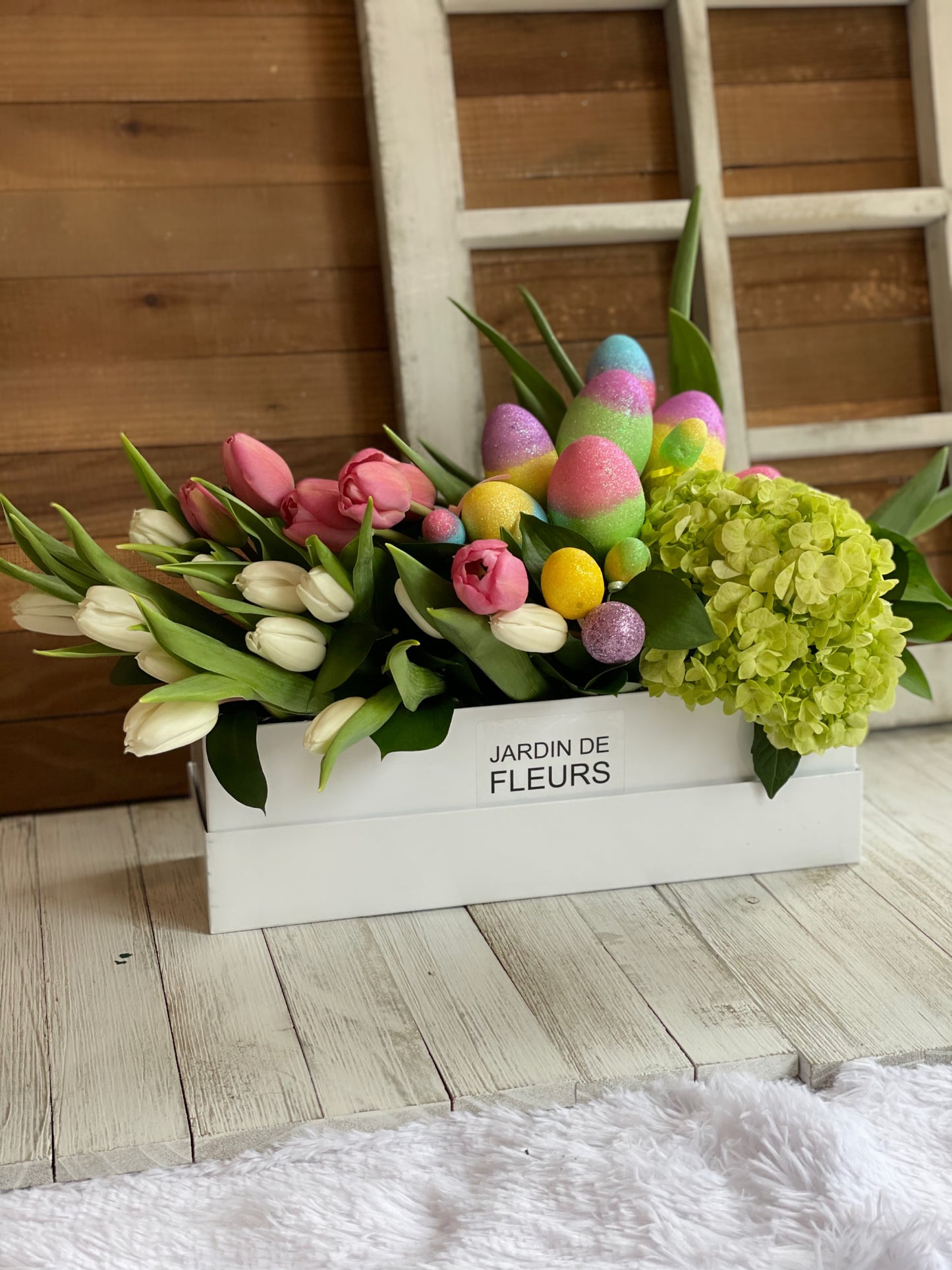 Pops of Easter